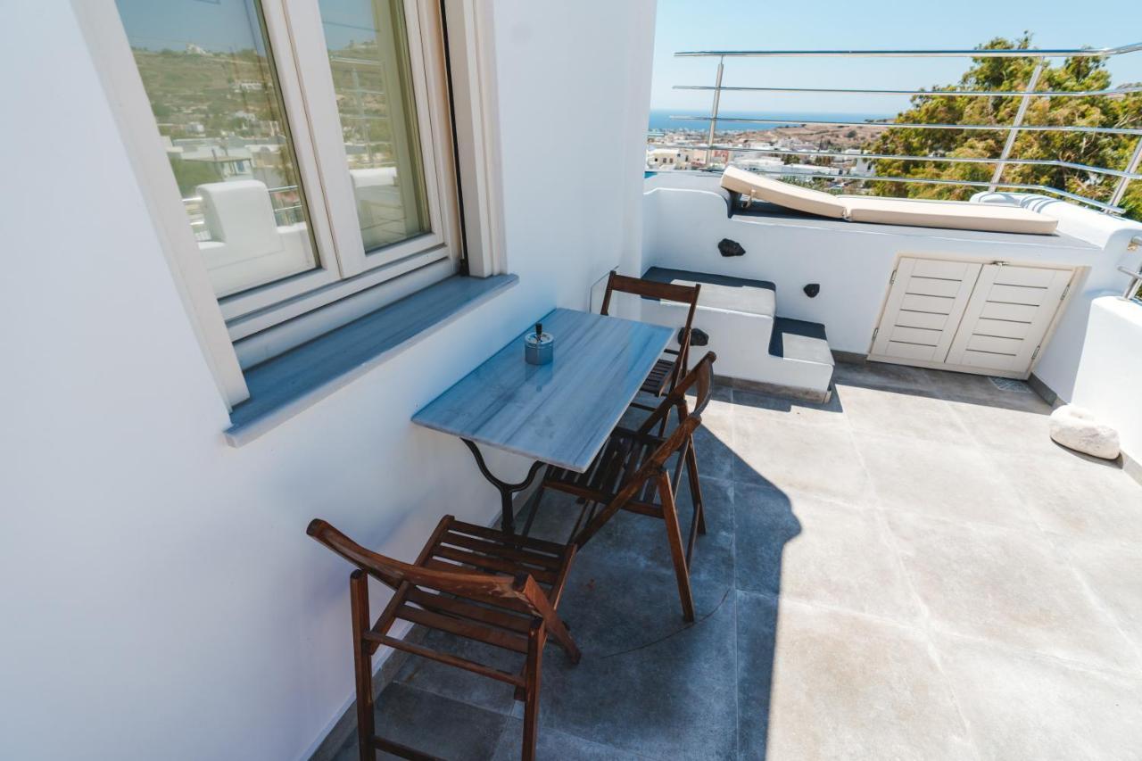Ferienwohnung Lux House With Outdoor Jacuzzi And Sea View In Santorini Emporio  Exterior foto
